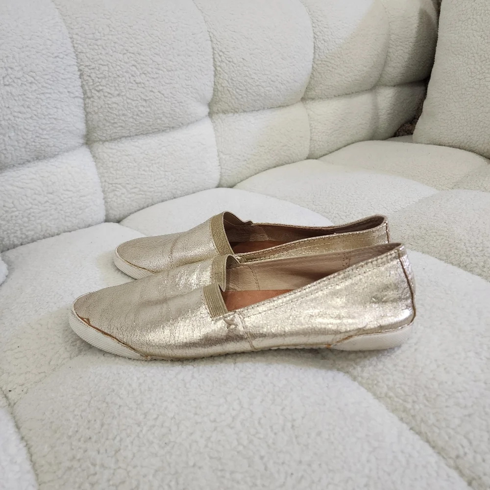 Frye Melanie Metallic Slip on Shoes